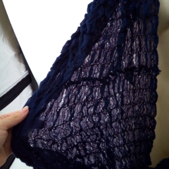 Vintage Early 2000s Y2K Navy Blue Scrunched Infinity Neck Scarf - Picture 7 of 8